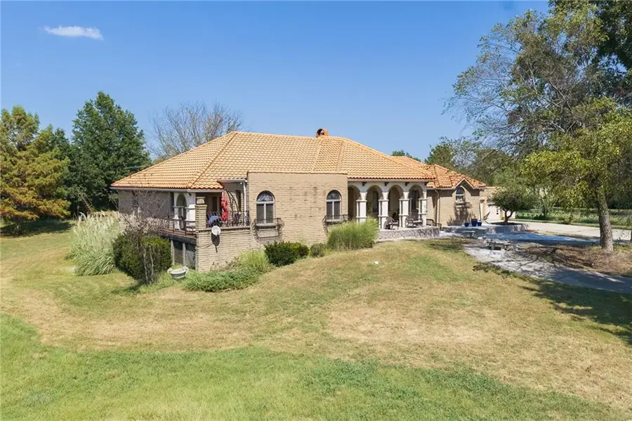 20100 Evans Road, Tonganoxie, KS 66086 - #3