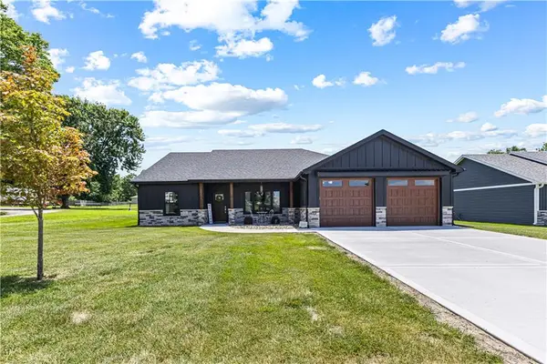 1301 W 4th Street, Cameron, MO 64429