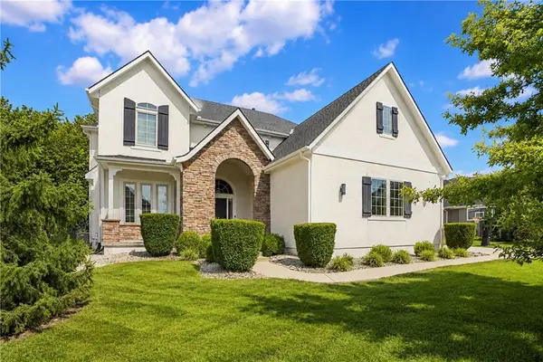 16416 Rosehill Street, Overland Park, KS 66221