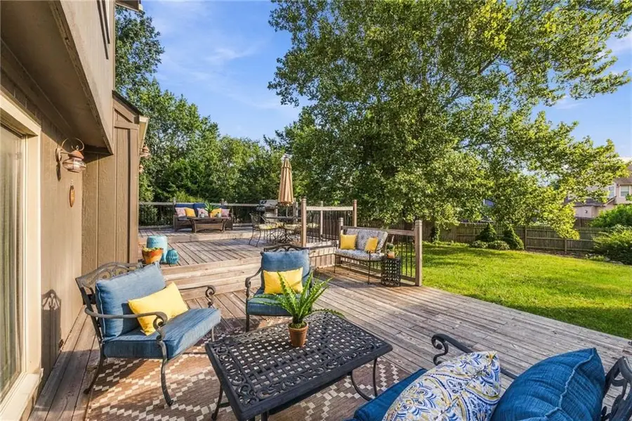 2209 S Scarborough Street, Olathe, KS 66062 - #2