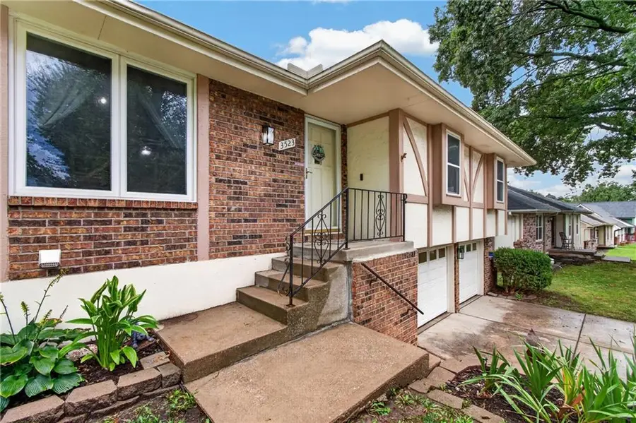 3523 NE Stanton Street, Lees Summit, MO 64064 - #2