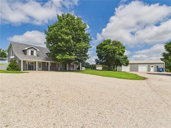 808 NE 221st Road, Warrensburg, MO 64093