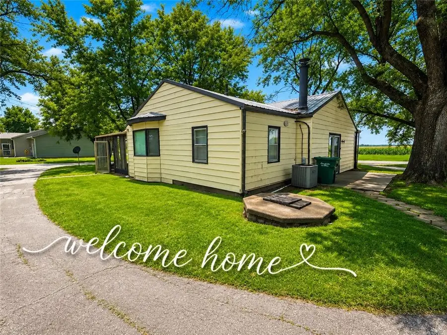 808 S State Route F Highway, Garden City, MO 64747 - #2