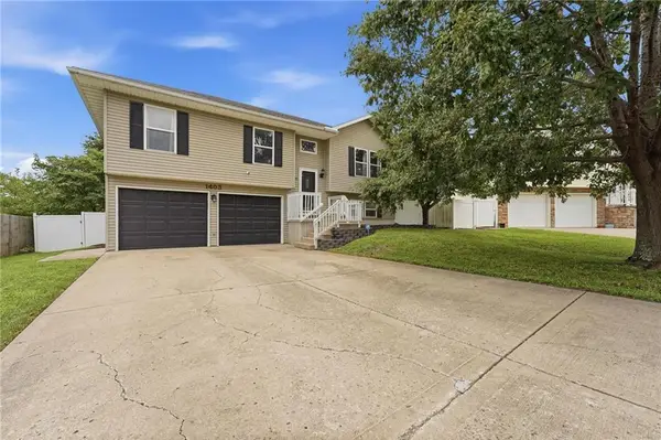 1403 Glenda Terrace, Cameron, MO 64429