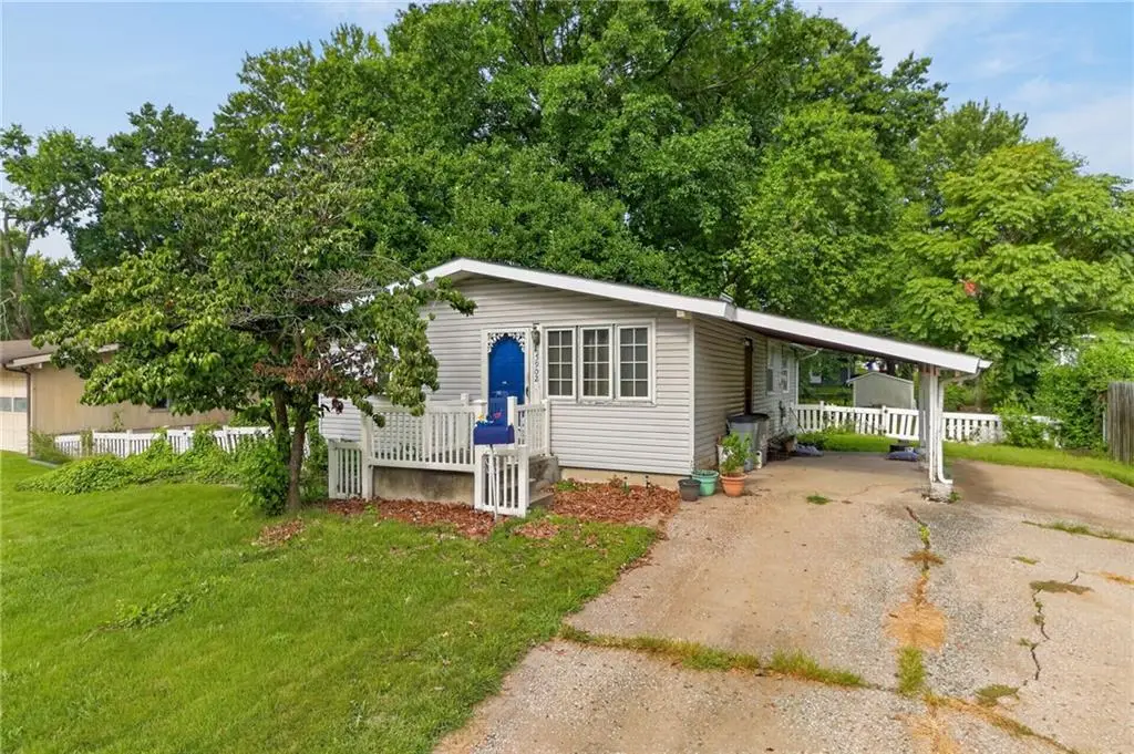 5902 N Garfield Avenue, Kansas City, MO 64118 - #1