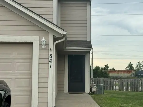 841 E 167 Court, Gardner, KS 66030