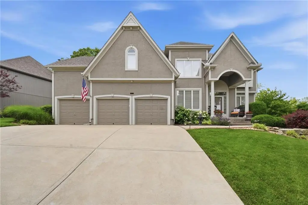 20733 W 92nd Street, Lenexa, KS 66220 - #1
