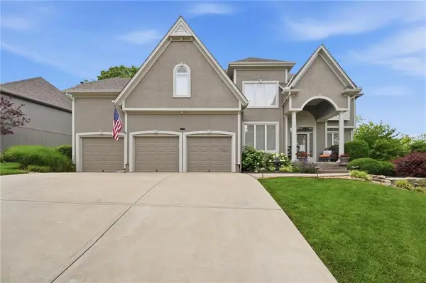 20733 W 92nd Street, Lenexa, KS 66220