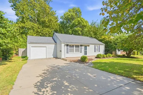 5051 Buena Vista Street, Roeland Park, KS 66205