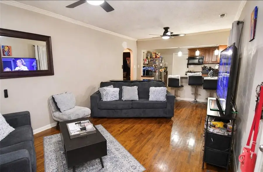 4941 Shawnee Drive, Kansas City, KS 66106 - #2