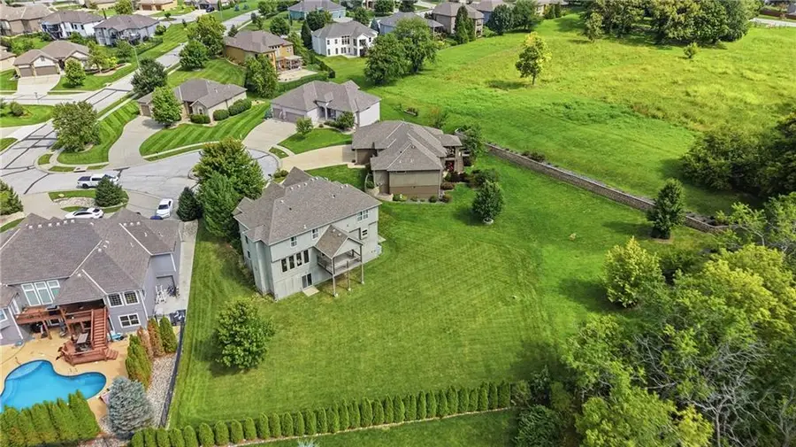 4229 S White Sands Court, Blue Springs, MO 64015 - #3