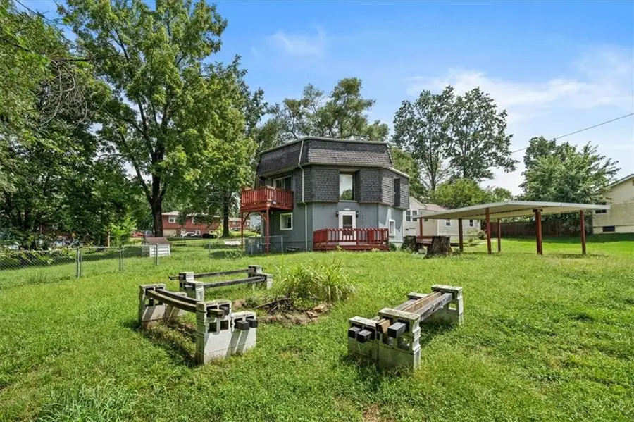 4011 - 4013 N Jackson Avenue, Kansas City, MO 64117 - #2