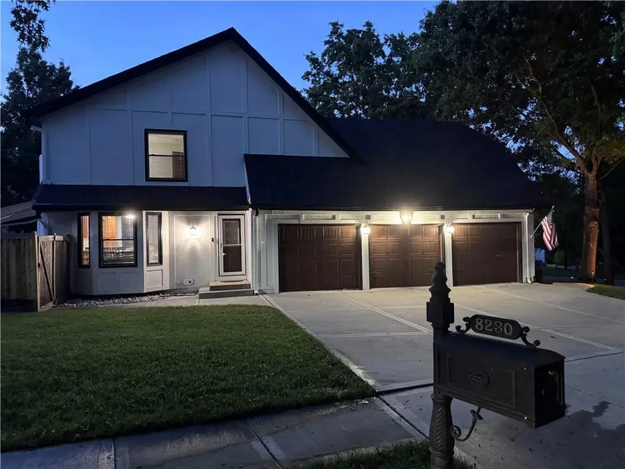 8230 W 99th Street, Overland Park, KS 66212 - #3