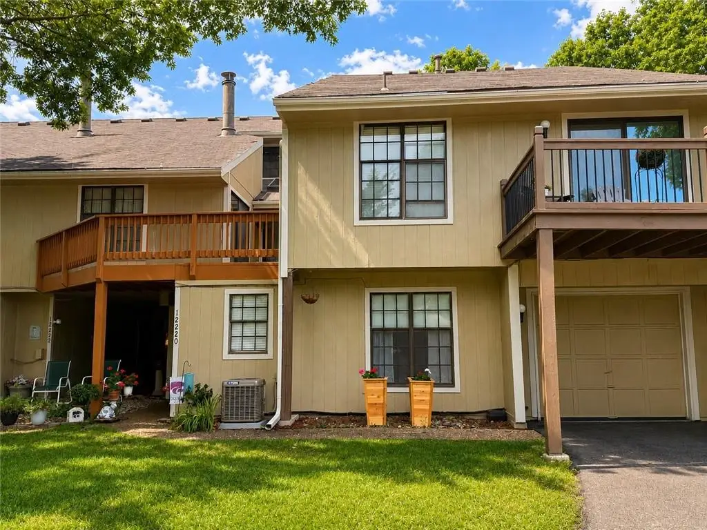 12220 Holmes Lane, Kansas City, MO 64146 - #1