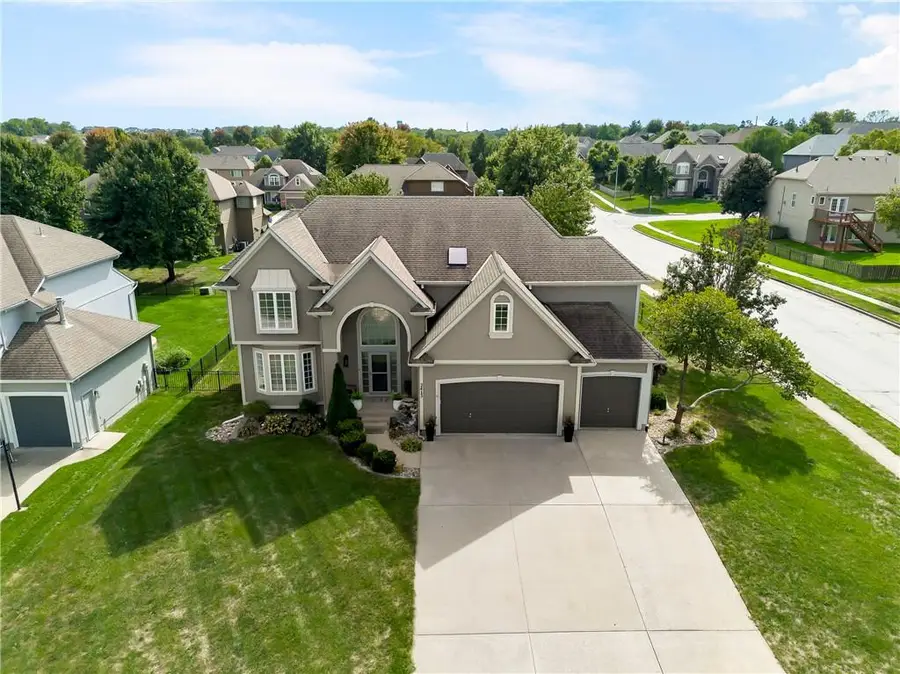 2413 SW Regency Drive, Lees Summit, MO 64082 - #2