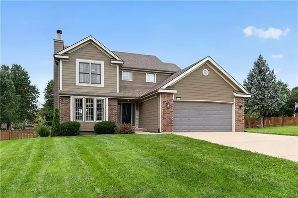 11008 N Farley Avenue, Kansas City, MO 64157