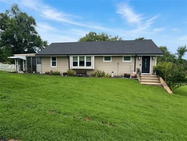 7145 Gibbs Road, Kansas City, KS 66106