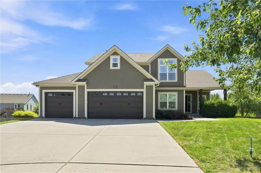 11211 N Richmond Court, Kansas City, MO 64157 - #1