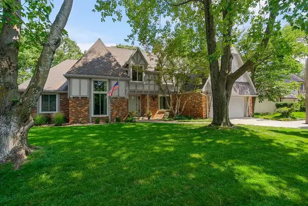 11004 W 120th Terrace, Overland Park, KS 66213