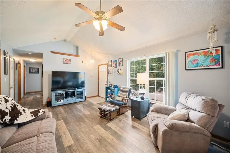 713 N Downey Court, Independence, MO 64056 - #3