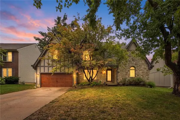 7716 Acuff Lane, Lenexa, KS 66216