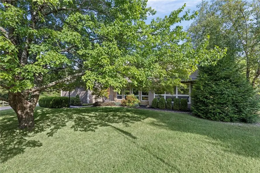 25050 W 129th Terrace, Olathe, KS 66061 - #3