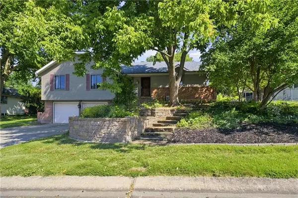1005 Plaza Place, Warrensburg, MO 64093