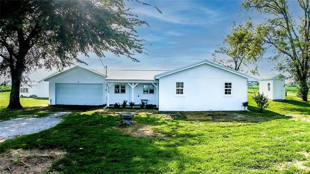 5710 SW 51st Road, Saint Joseph, MO 64504 - #1