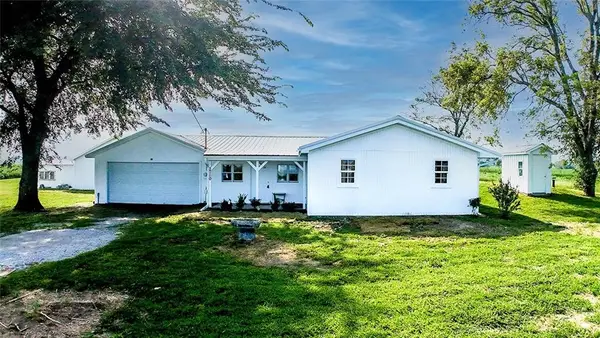 5710 SW 51st Road, St Joseph, MO 64504