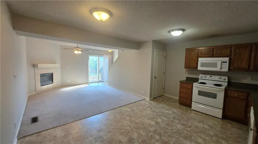 425 Hawthorne Boulevard #4, Warrensburg, MO 64093 - #2
