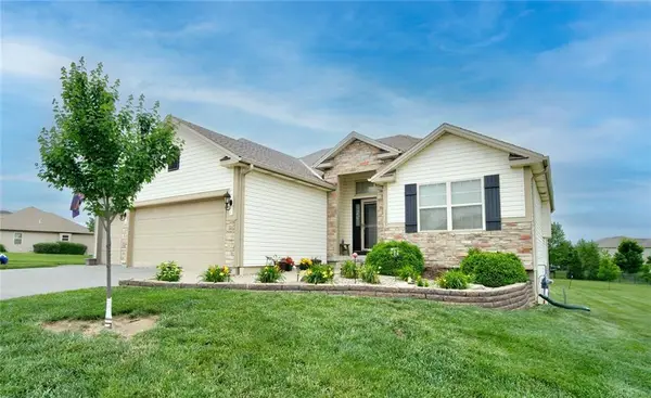 13305 N Copper Ridge Drive, Platte City, MO 64079