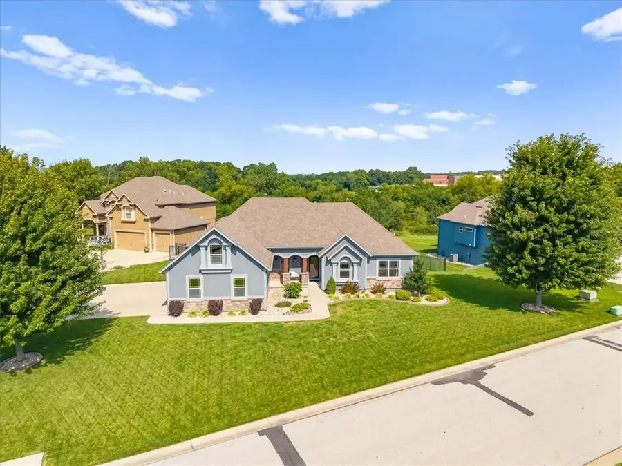 22702 E 41st Terrace, Blue Springs, MO 64015 - #2