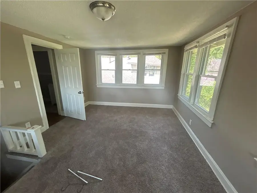 7231 Bales Avenue, Kansas City, MO 64132 - #3