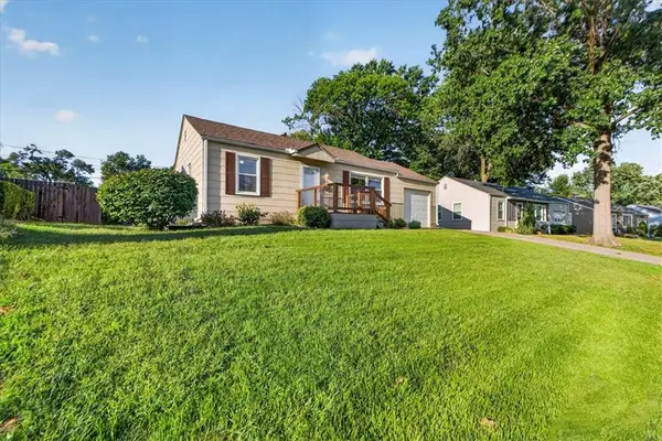 11501 W 68th Street, Shawnee, KS 66203