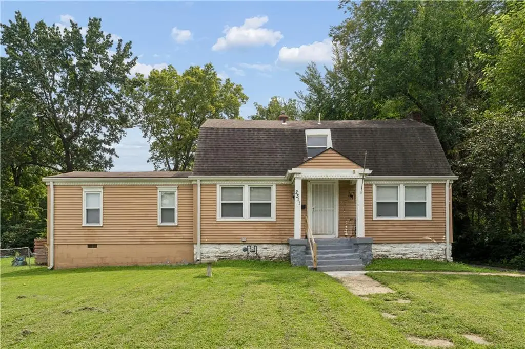 2311 E 73rd Street, Kansas City, MO 64132 - #1