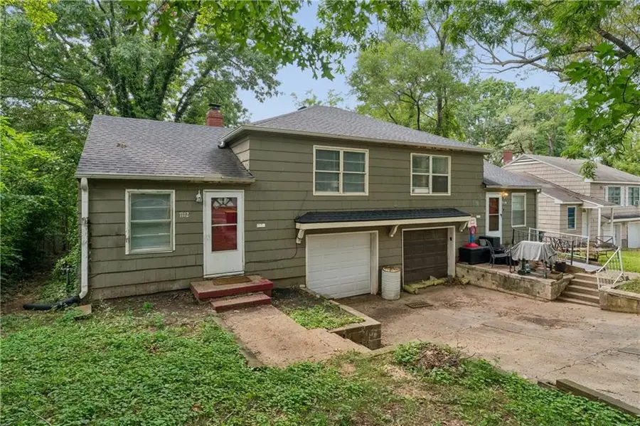 7110 Virginia Avenue, Kansas City, MO 64131 - #2
