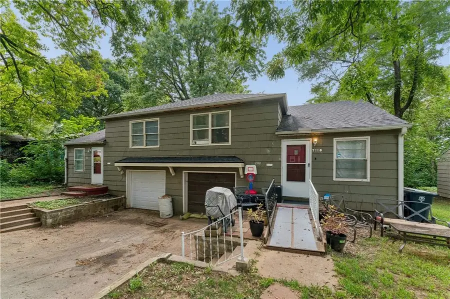7110 Virginia Avenue, Kansas City, MO 64131 - #3