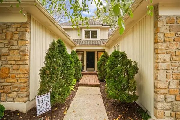 112 W 123rd Terrace, Kansas City, MO 64145