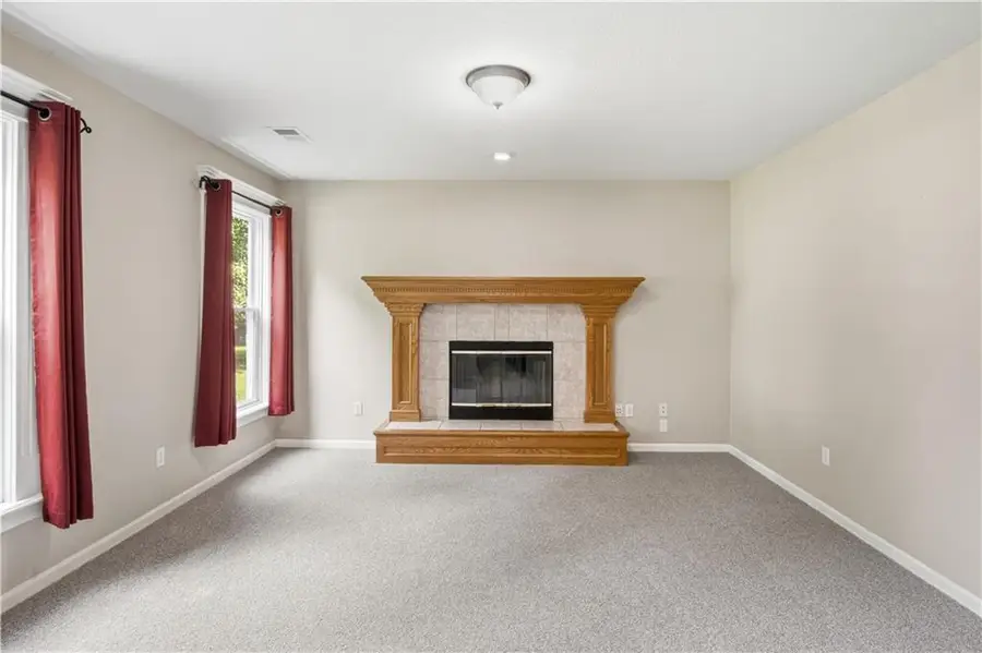 201 Mesa Drive, Smithville, MO 64089 - #3