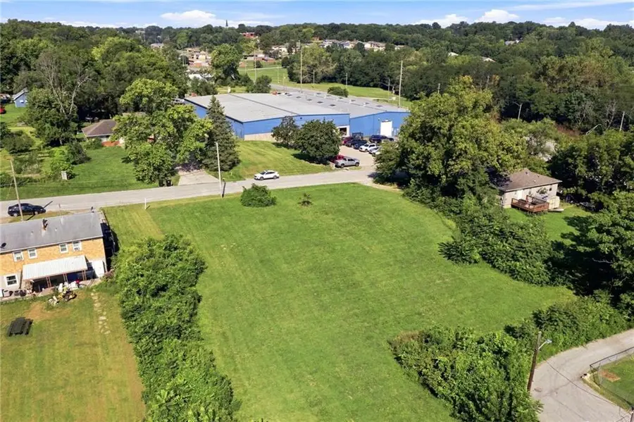 119 N Wilson Street E, Independence, MO 64050 - #2