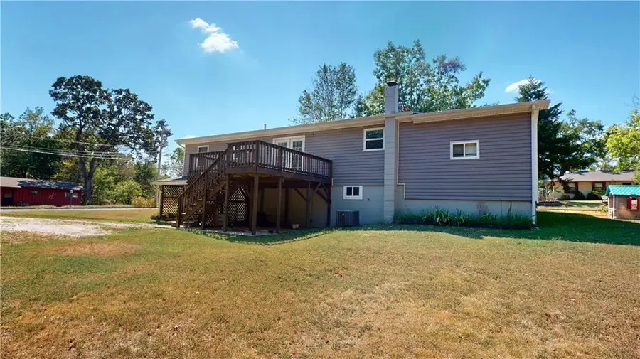 525 S West Street, Nevada, MO 64772 - #2