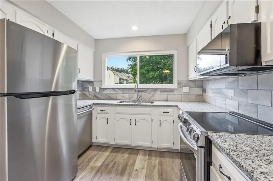 8862 Gallery Street, Lenexa, KS 66215 - #3