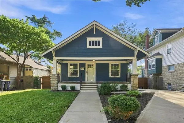 4451 Pennsylvania Avenue, Kansas City, MO 64111