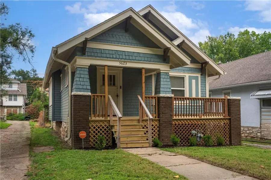 5623 Brooklyn Avenue, Kansas City, MO 64130 - #2