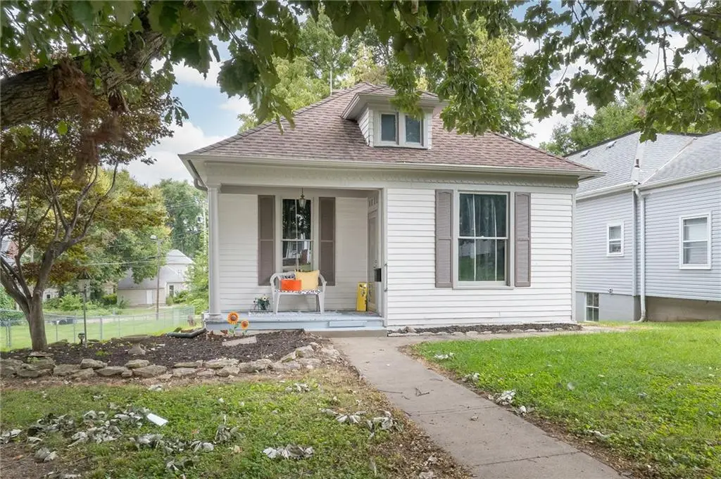 2711 Mitchell Avenue, Saint Joseph, MO 64507 - #1