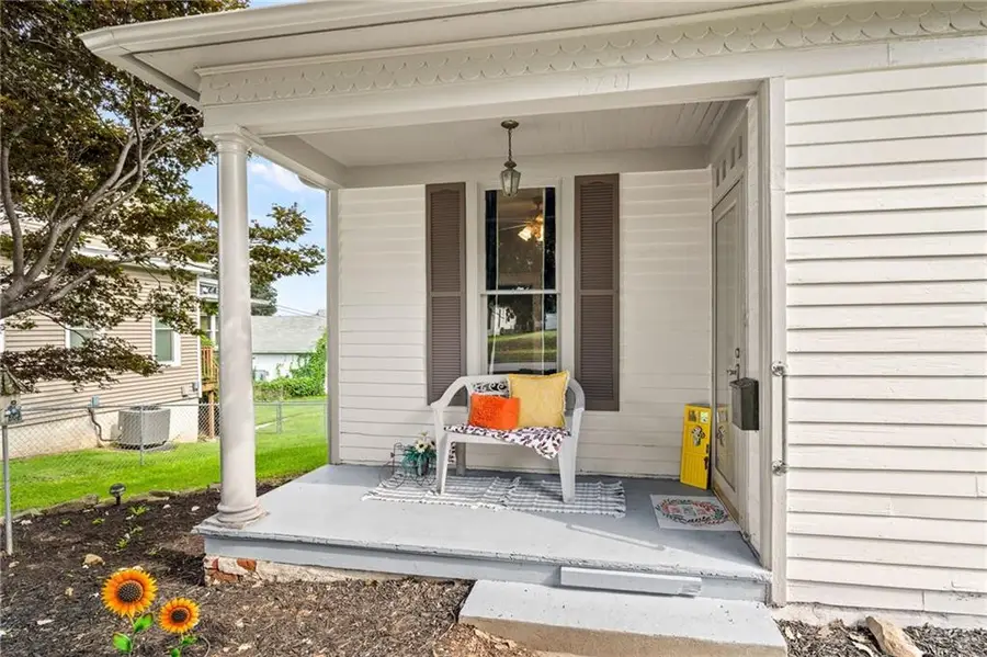 2711 Mitchell Avenue, Saint Joseph, MO 64507 - #3
