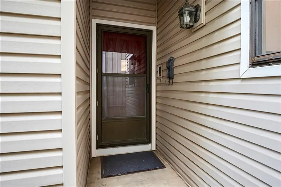 8594 W 108th Place, Overland Park, KS 66210 - #2