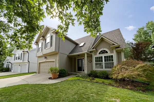5125 Roundtree Street, Shawnee, KS 66226