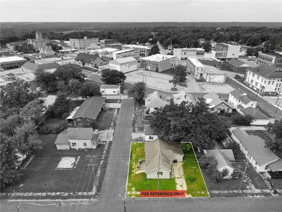 1001 Custer Street, Trenton, MO 64683 - #2