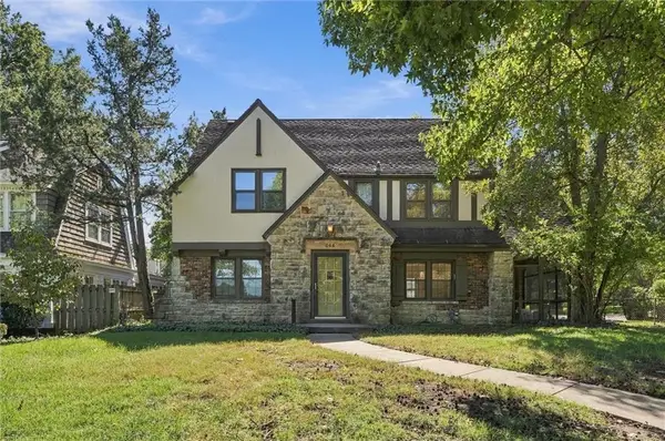 445 W 66th Terrace, Kansas City, MO 64113